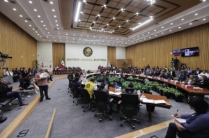 Aprueba INE criterios, plazos y procedimientos de precampa&ntilde;as y candidaturas del PEF 2023-2024