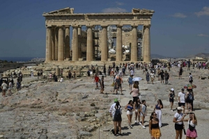 El calor extremo en Grecia obliga a cerrar la Acr&oacute;polis de Atenas
