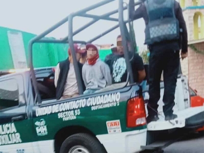 Detienen a cinco por exhumaci&oacute;n ilegal de huesos en pante&oacute;n de CDMX