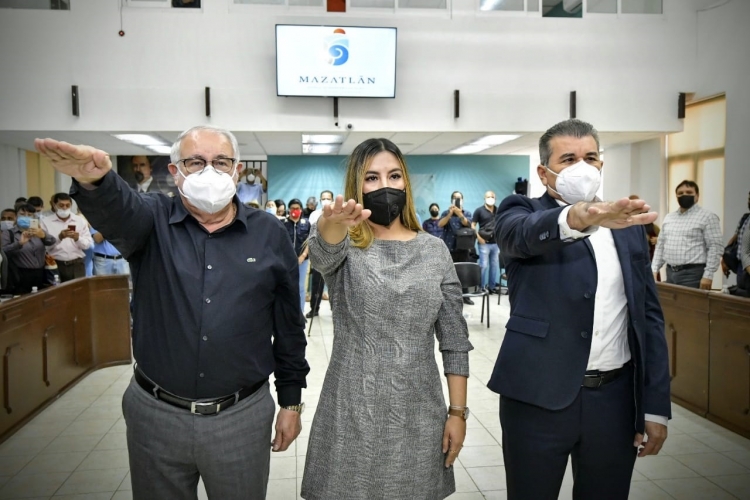 Gobernar &ldquo;Sin rencores&rdquo; promete el Qu&iacute;mico a los regidores