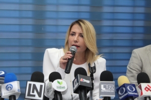 Yo no tengo la culpa de la salida de los panistas: Roxana Rubio
