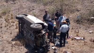 Un hombre muri&oacute; tras volcarse en la Culiac&aacute;n-Mazatl&aacute;n