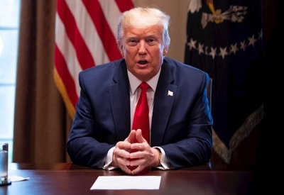 Trump firma una orden que limita la inmigraci&oacute;n durante 60 d&iacute;as, con excepciones