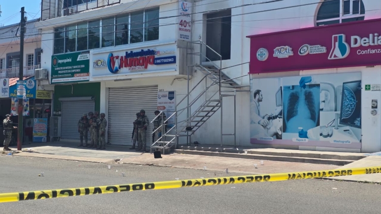 Atacan a balazos e incendian local habilitado como gimnasio en la Colonia Infonavit Humaya, al Norte de Culiac&aacute;n
