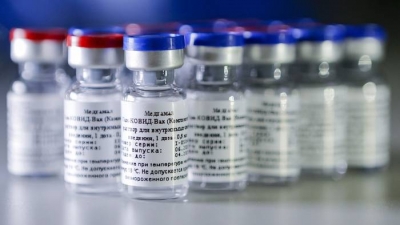 Farmac&eacute;uticas en M&eacute;xico y Rusia firman acuerdo para suministrar 32 millones de vacunas contra COVID-19