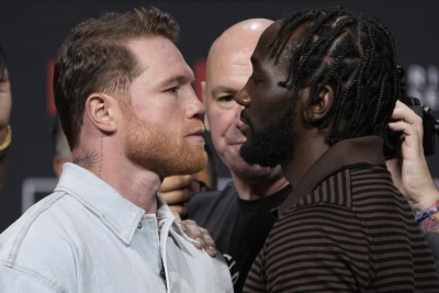 En medio de la tensi&oacute;n migratoria el 'Canelo' enfrentar&aacute; a Crawford