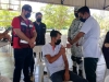 Se aplicar&aacute; la vacuna de refuerzo contra Covid-19 a personal de salud y maestros al terminar con adultos mayores: AMLO