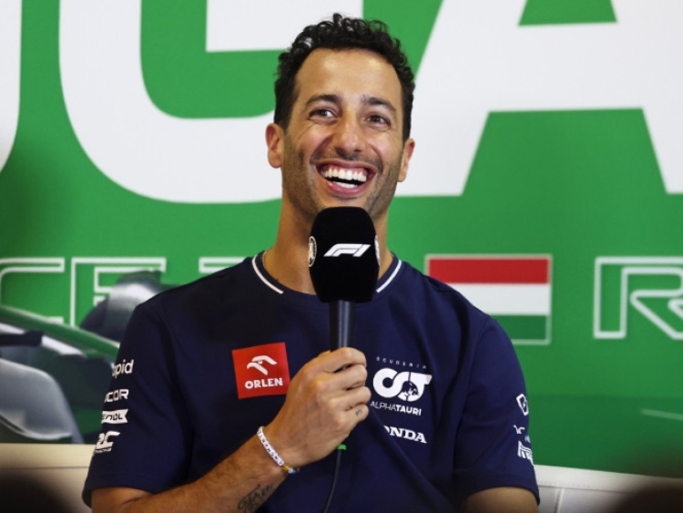 Ricciardo admite que quiere el asiento de &#039;Checo&#039; Pérez en Red Bull
