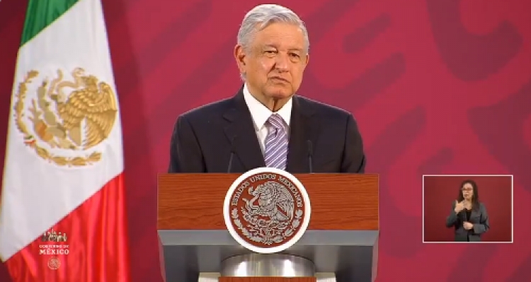 AMLO hace un llamado a  m&eacute;dicos especialistas del pa&iacute;s a hacer frente al COVID-19