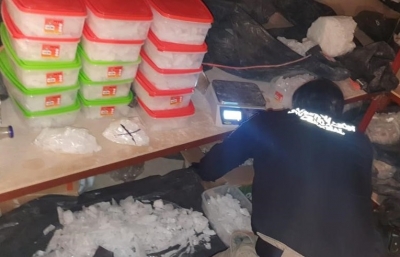 Asegura la FGR cuatro toneladas de metanfetaminas, en Culiacán