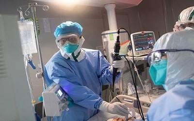 Repunte de contagios puede ser el inicio de una tercera ola de la pandemia, admite Encinas