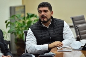 Asesinan de un disparo en la cabeza al Diputado Federal Zenyazen Escobar Garc&iacute;a, en Veracruz