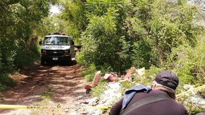 Encintado del rostro dejan cad&aacute;ver de un hombre en brecha de El Ranchito, Culiac&aacute;n