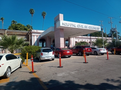 El Hospital Civil reabre todos sus servicios con cuotas reducidas