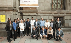 Paro en el Munal frustra premiación de la Bienal Federico Kampf