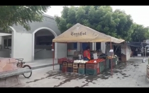 Locatarios esperan que termine la obra del mercado municipal