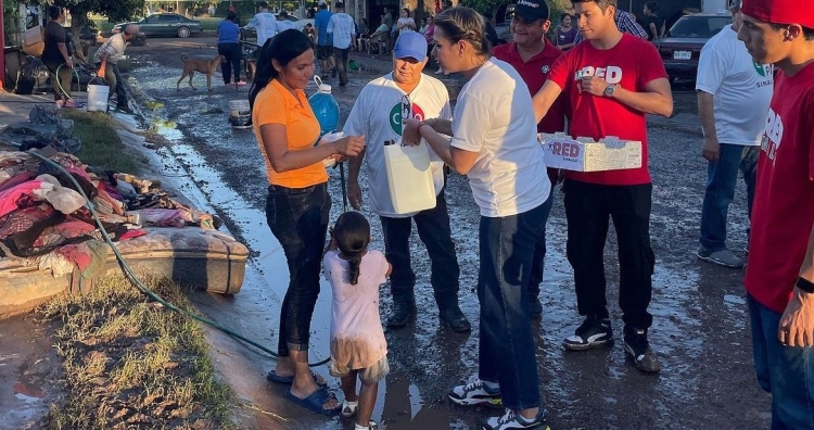 CNOP Sinaloa brinda apoyo a más de 100 familias en Infonavit La Palma, en Navolato, tras la depresión tropical &quot;Norma&quot;