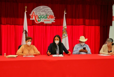 Recibir&aacute;n mobiliario nuevo 7 bibliotecas de Angostura