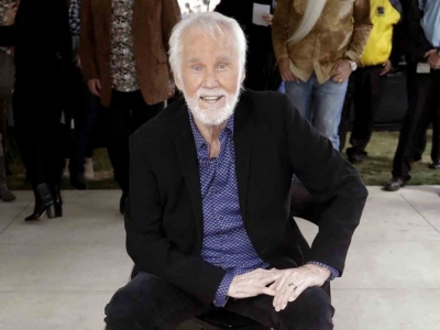 Muere el cantante de m&uacute;sica Kenny Rogers