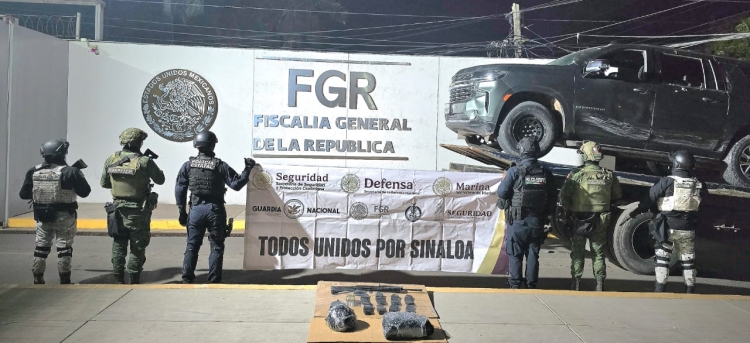 Distintas fuerzas especiales aseguran en Operativo armamento y vehículos en Costa Rica, en Culiacán