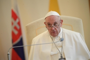 El Papa Francisco arrib&oacute; a Eslovaquia