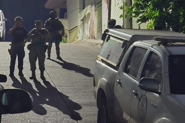 RESUMEN: 5 personas asesinadas, 3 &#039;levantadas&#039; y 2 autos robados en Sinaloa, el saldo rojo del 27 Septiembre 2025