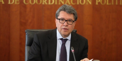 &lsquo;Me pusieron como lazo de cochino por abstenci&oacute;n&rsquo;, reconoce Ricardo Monreal