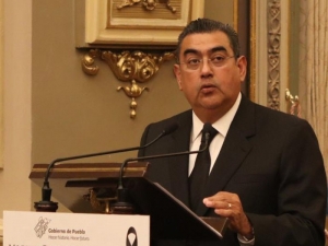 Sergio Salom&oacute;n C&eacute;spedes gobernar&aacute; Puebla tras muerte de Miguel Barbosa