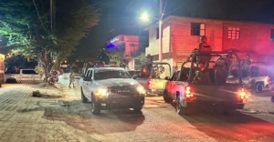 Mot&iacute;n en el penal de Acapulco deja dos polic&iacute;as heridos