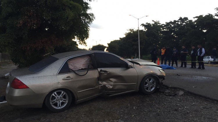Muere un hombre en accidente en conocida curva a la entrada de Navolato