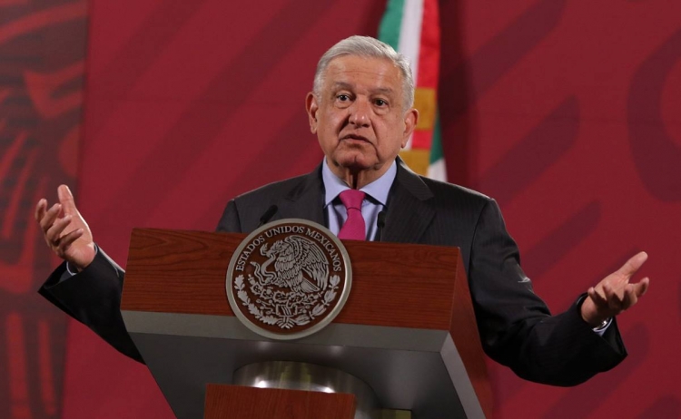 RFC para jóvenes no afecta en nada, es bueno: López Obrador