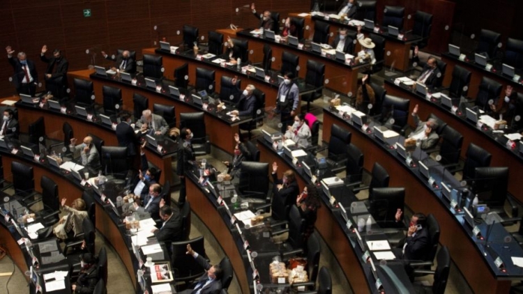 Diputados rechazan Ley AMLO