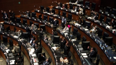Diputados rechazan Ley AMLO