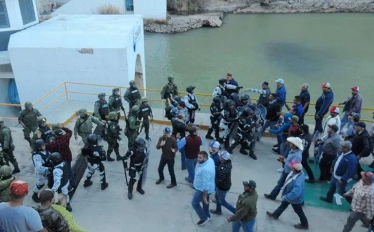 AMLO culpa al PAN por enfrentamientos en presa de Chihuahua, entre pobladores y la Guardia Nacional