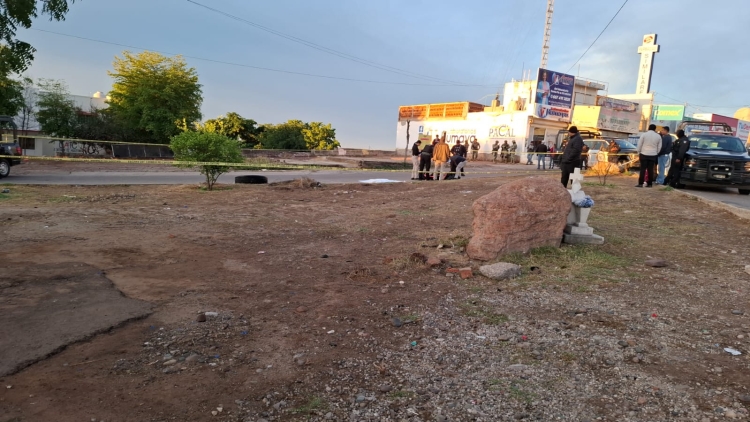 Asesinan a un hombre y abandonan su cuerpo en Santa Fe, al Norte de Culiac&aacute;n