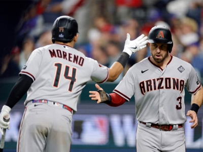 Arizona gana el 2do. juego y empata la Serie Mundial ante Texas; hoy lunes se disputar&aacute; el 3ro. en Phoenix