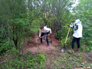 Encuentran cuatro cuerpos en una fosa clandestina en un terreno rural al norte de Culiacán
