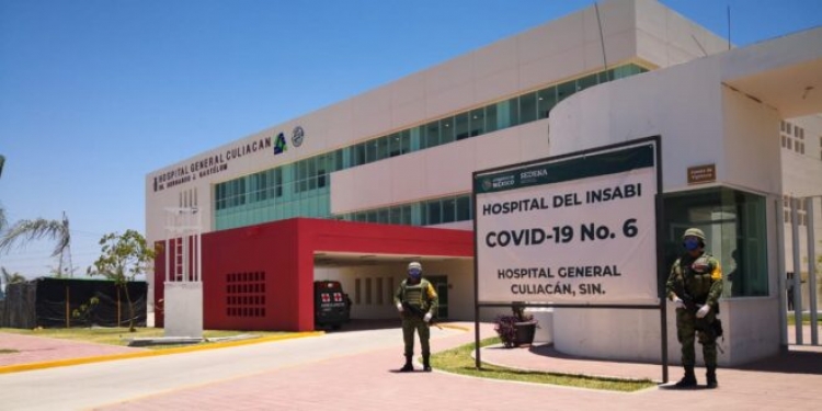 Pasan los días, mueren más pacientes y se prolonga la espera de más camas Covid en el Hospital General de Culiacán