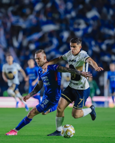 Cruz Azul y Pumas empatan en la Final de Ida