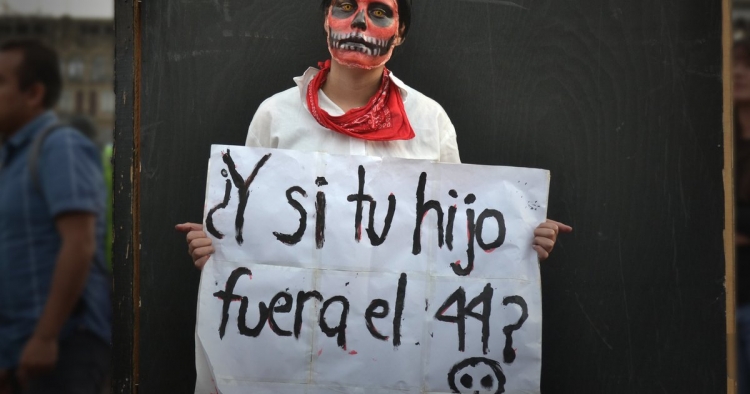 Dan Formal Prisión a ocho militares por desaparición forzada en el caso Ayotzinapa