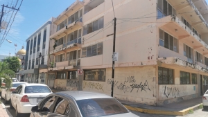 Detectan 15 edificios peligrosos de derrumbe en el primer cuadro de Mazatl&aacute;n