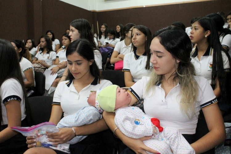 Disminuyen los casos de estudiantes embarazadas en la UAS: Sof&iacute;a Angulo