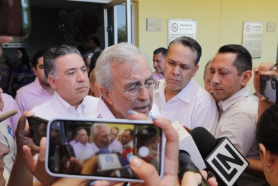 Gobernador Rocha se compromete a iniciar el lunes la compra de la cosecha de ma&iacute;z
