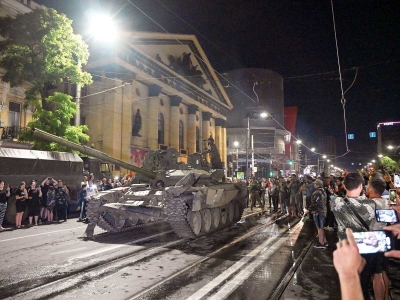 Frenan insurrecci&oacute;n en Rusia; Putin da amnist&iacute;a