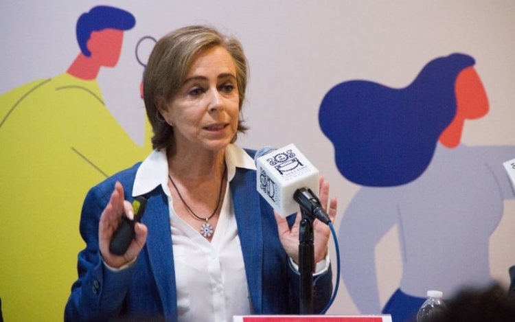 Intelectuales acusan a AMLO de venganza personal contra Mar&iacute;a Amparo Casar