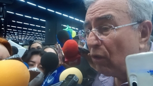 El Gobernador asegur&oacute; que si Cuen no retira la demanda contra Tere Guerra ser&aacute; cesado