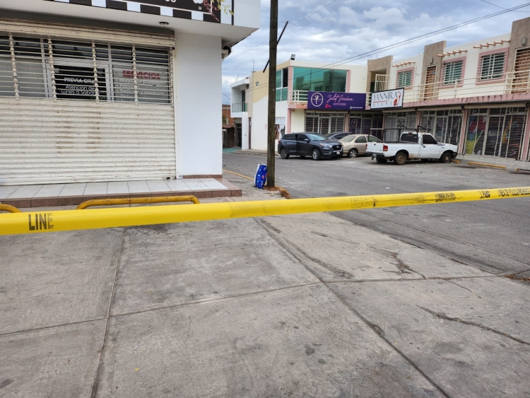 Atacan a balazos una casa y un negocio en la colonia Benito Juárez