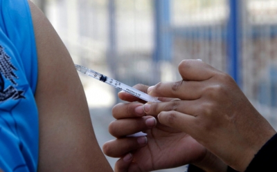 Prenden alertas por venta de vacuna falsa contra la influenza