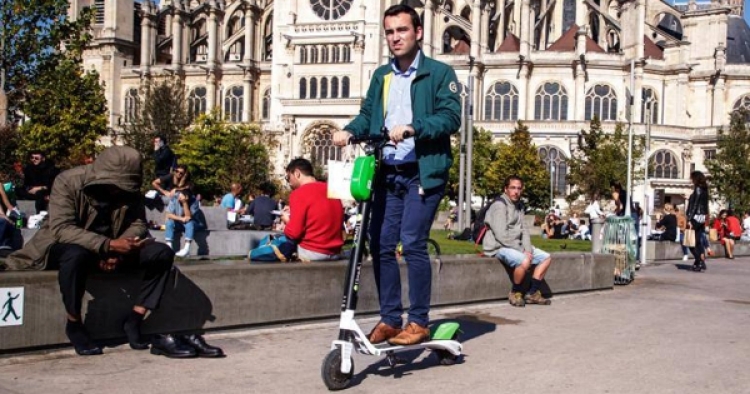 París prohibirá los patinetes eléctricos a partir de septiembre