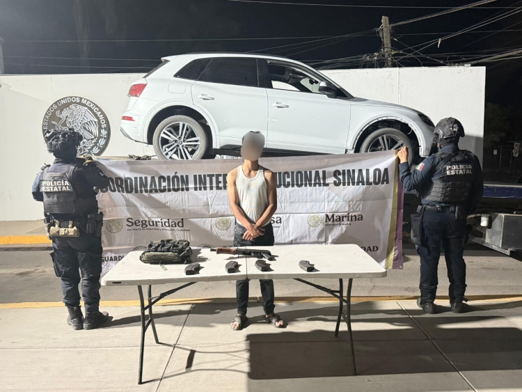 Un civil, un vehículo, un arma, cargadores y cartuchos, lo asegurado por el Grupo Interinstitucional en Mocorito